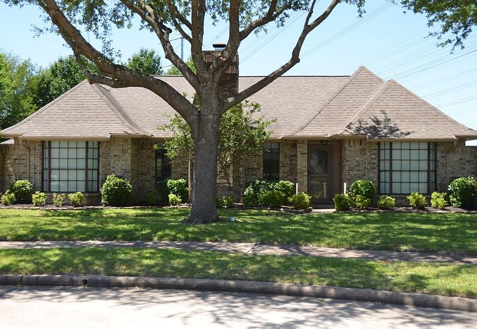 1st image of 2202 Killarney Ln