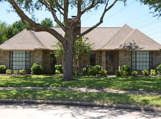2202 Killarney Ln, Deer Park, TX 77536