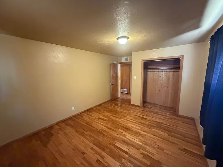 1031 Spring St — Photo 15