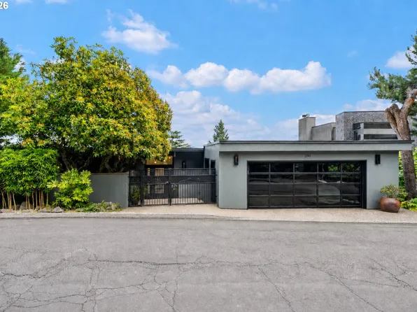 2941 NW Luray Ter, Portland, OR 97210