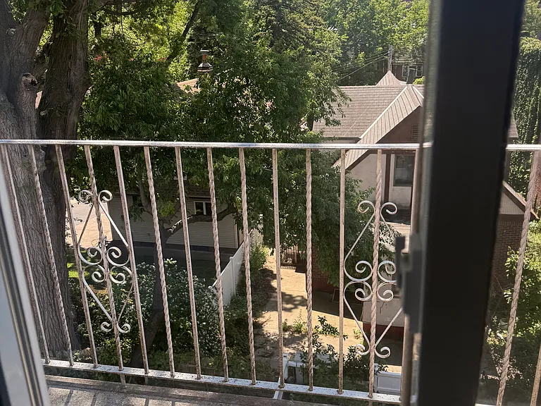 141-46 Pershing Cres #3A — Photo 8