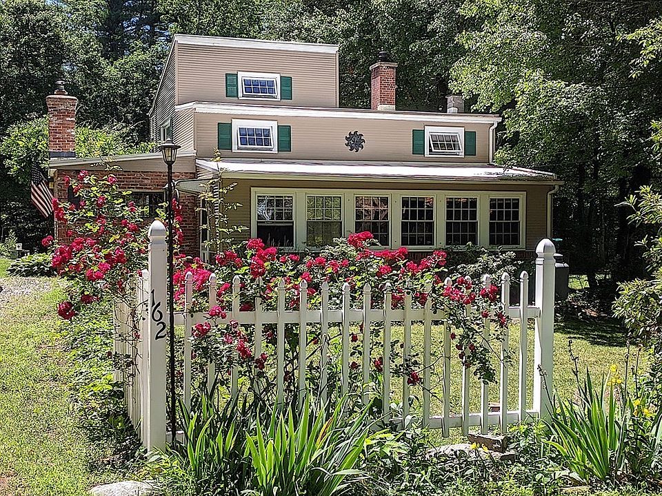 162 Piney Ln, Ludlow, MA 01056 Zillow