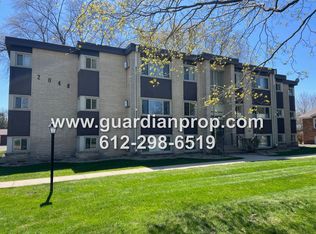 2048 East County Rd F, Saint Paul, MN 55110