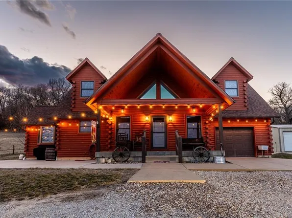 6998 Lyman Rd, Mound City, KS 66056