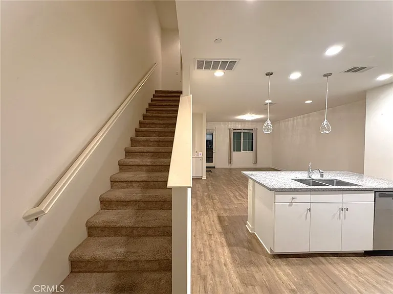 2710 Valor Ln — Photo 24