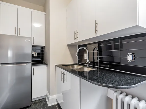 Elgin Apartments | 407 Elgin Street, Ottawa, 407 Elgin St, Ottawa, ON K2P 1N2