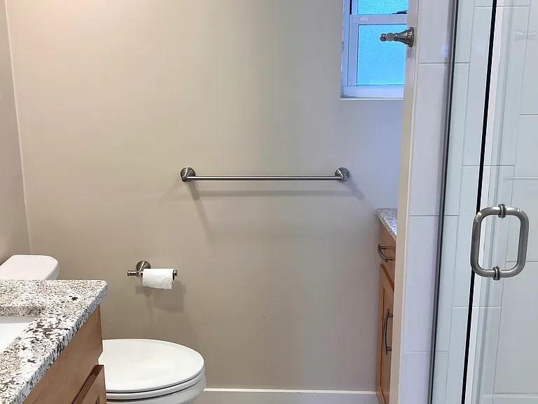 647 Isabella St #2 — Photo 5