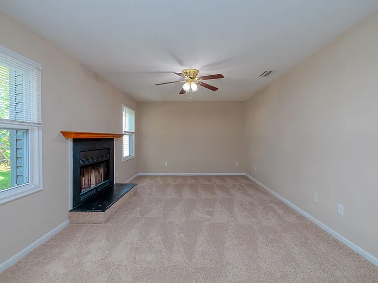 1789 Moonstone Dr — Photo 20