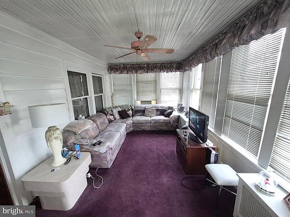 4th image of 111 Taylor St