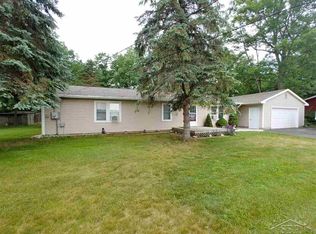 4747 N Verity Ct, Sanford, MI 48657