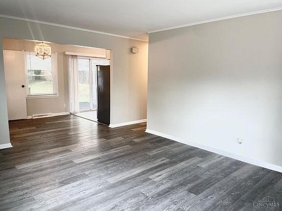 4th image of 2568 Belhaven Dr