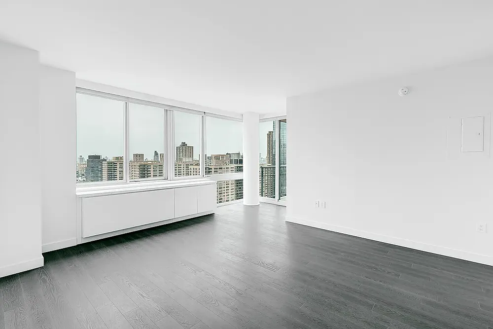 101 West End Avenue — Photo 1