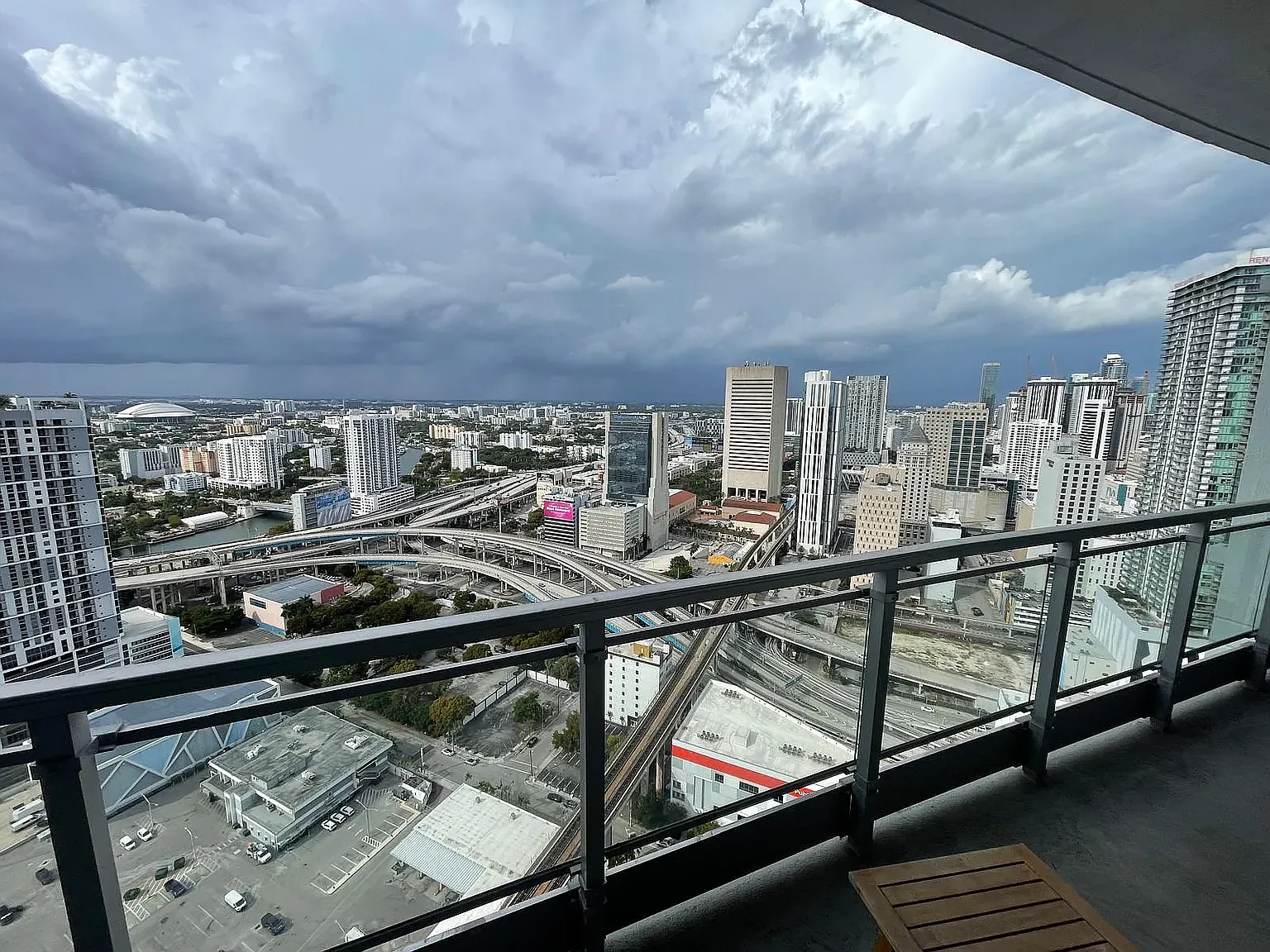 2 bed, 1079 sqft, $3,600 — Photo 1