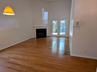 220 Saint Andrews Ln, Chapel Hill, NC 27517