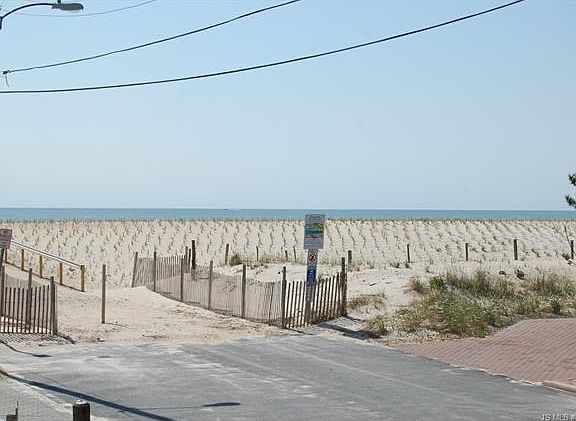 4th image of 7711 Ocean Blvd #C1
