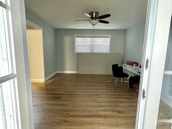 3rd image of 7131 Grandview Blvd #1