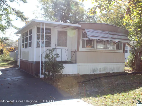 51 Panda Lane, Whiting, NJ 08759