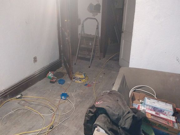 5th image of 2401-2403 Indiana Ave