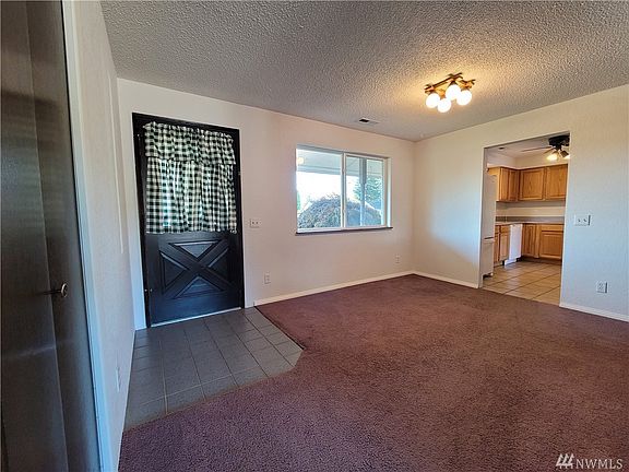 5th image of 1114 E Park Ave