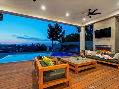 5831 McDonie Ave, Woodland Hills, CA, 91367