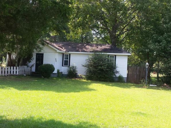1703 Highway 11 N
