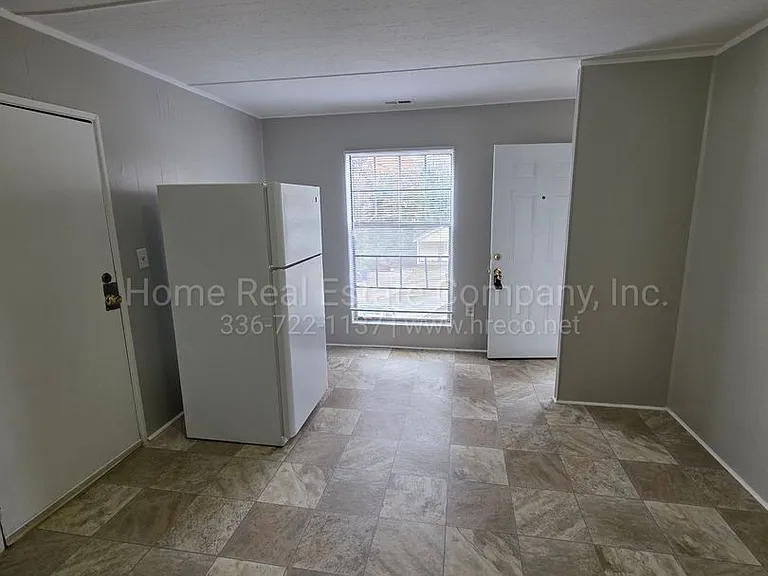 409 Mason St — Photo 3
