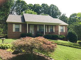 1804 Pawnee Rd, Knoxville, TN 37909