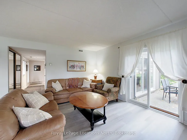 398 Mariners Way #4 — Photo 4