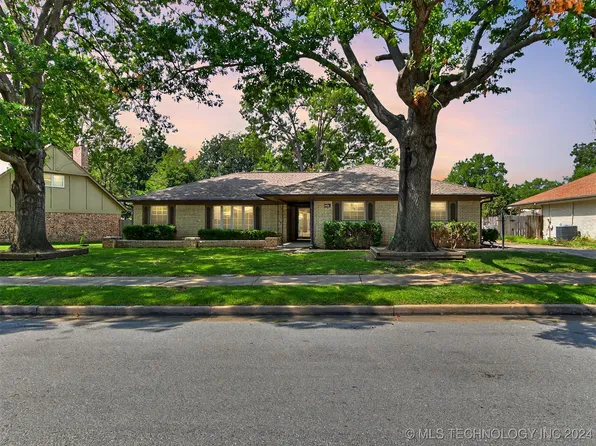 7045 E 53rd St, Tulsa, OK 74145