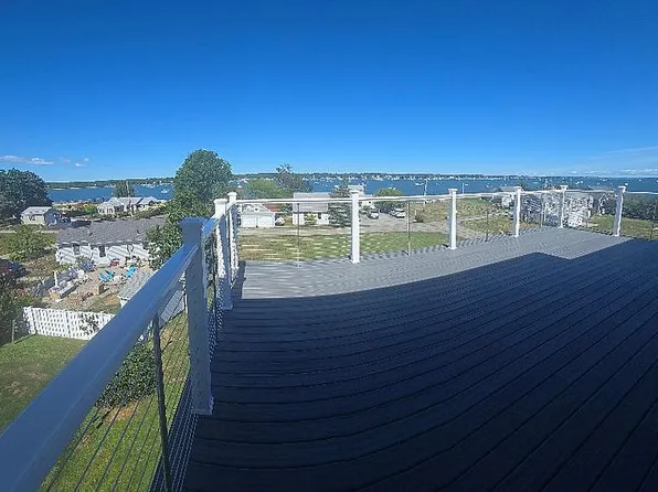 1 Starboard Way, Mattapoisett, MA 02739