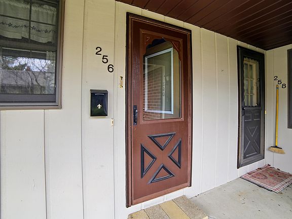 2nd image of 256 Bona Vista Dr NW