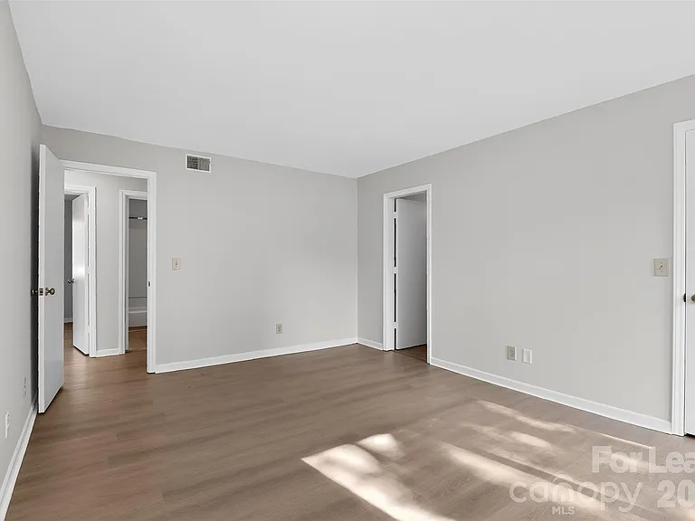 11029 Harrowfield Rd — Photo 20
