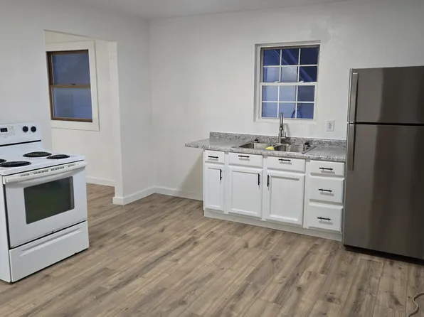 29 Douglas Ave, Mansfield, OH 44906