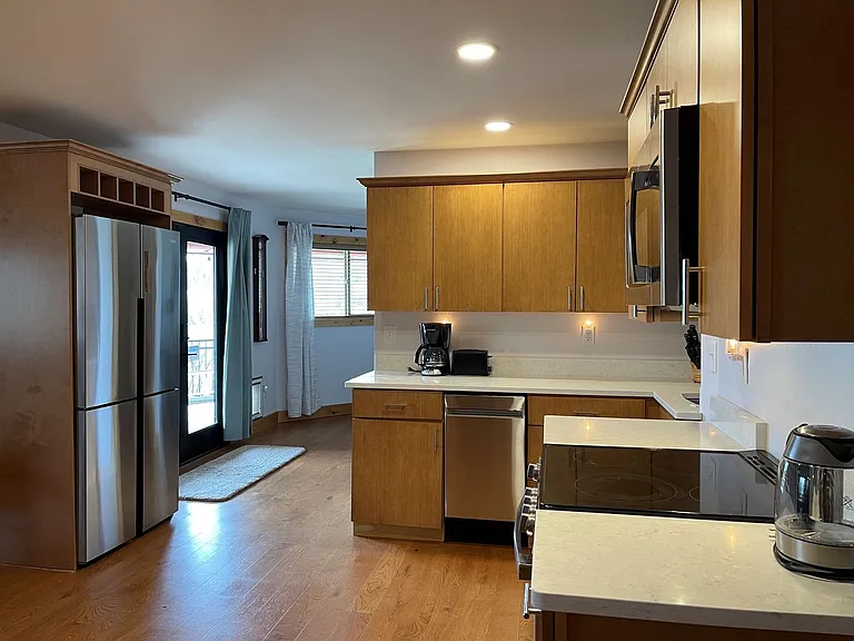 3212 1/2 E Macdonald Dr — Photo 3