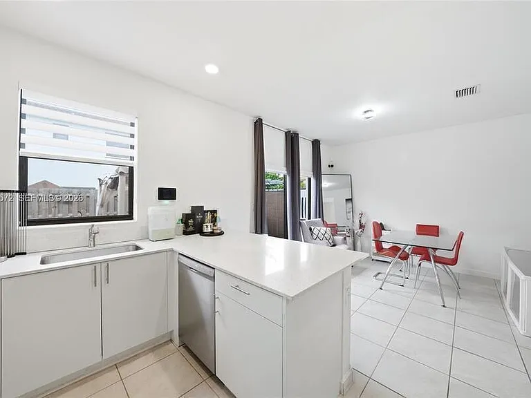 24644 SW 118th Ct — Photo 11