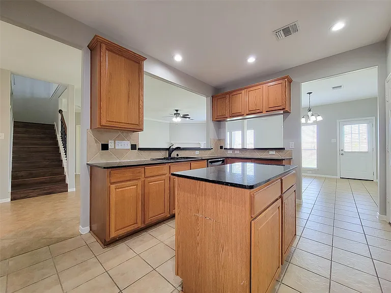 20710 Mansfield Bay Ln — Photo 20