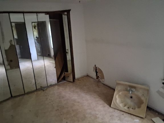 4th image of 26765 Dutchtown Rd