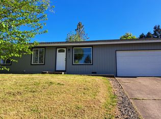 1993 Del Mar Dr, Roseburg, OR 97471