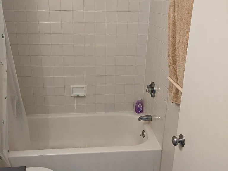 218 Thorndike St #207 — Photo 8