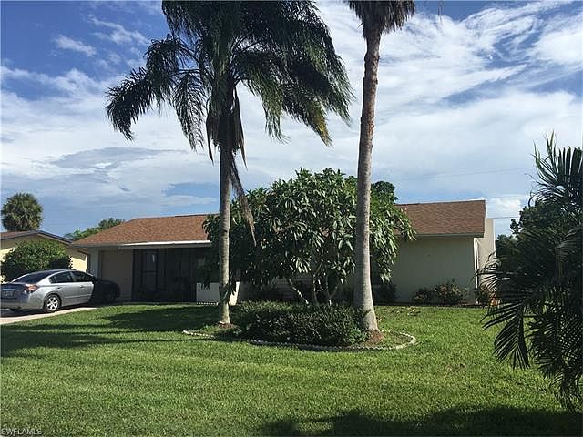 1st image of 1026 SE 36th Ter