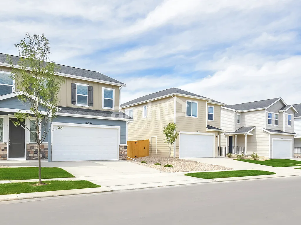5 bed, 3.0 bath, 2366 sqft, $3,330 — Photo 3