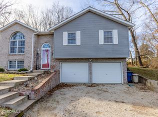 11247 Dena Dr, Holts Summit, MO 65043