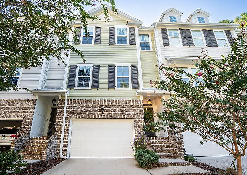 1st image of 1013 Bowman Woods Dr