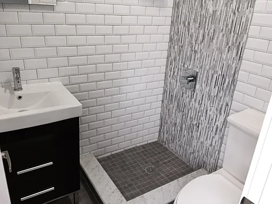 Rented by Premier Metro Realty Corp | media 35