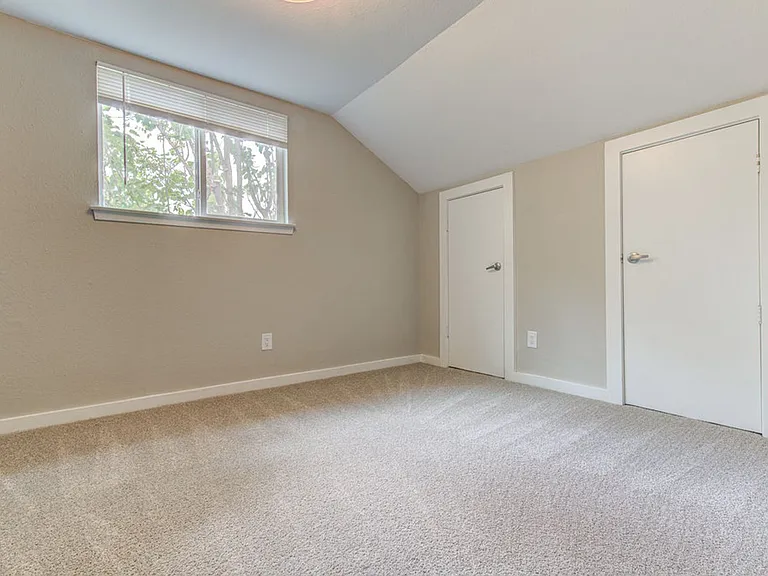 6607 Capriola Dr — Photo 17
