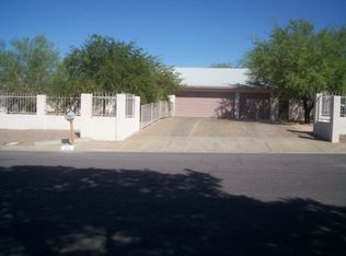 425 Crestway Rd, Henderson, NV 89015
