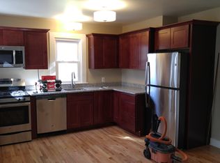 96 Bowling Ln, Bradford, RI 02808