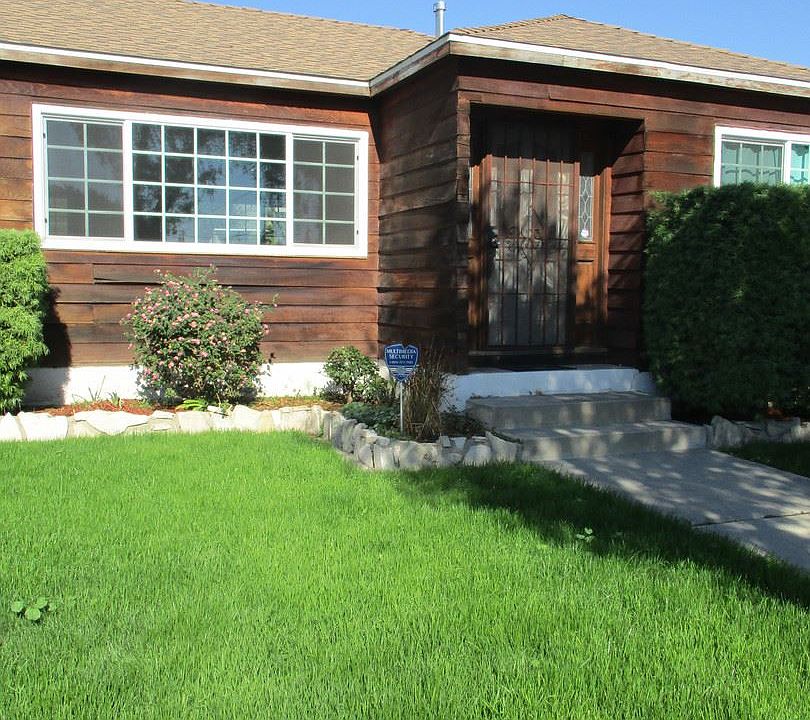 1st image of 4733 W 133rd St