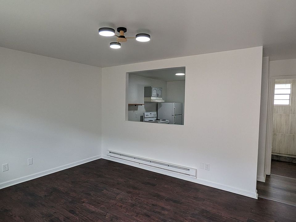 1st image of 617 40th Ave N #617B