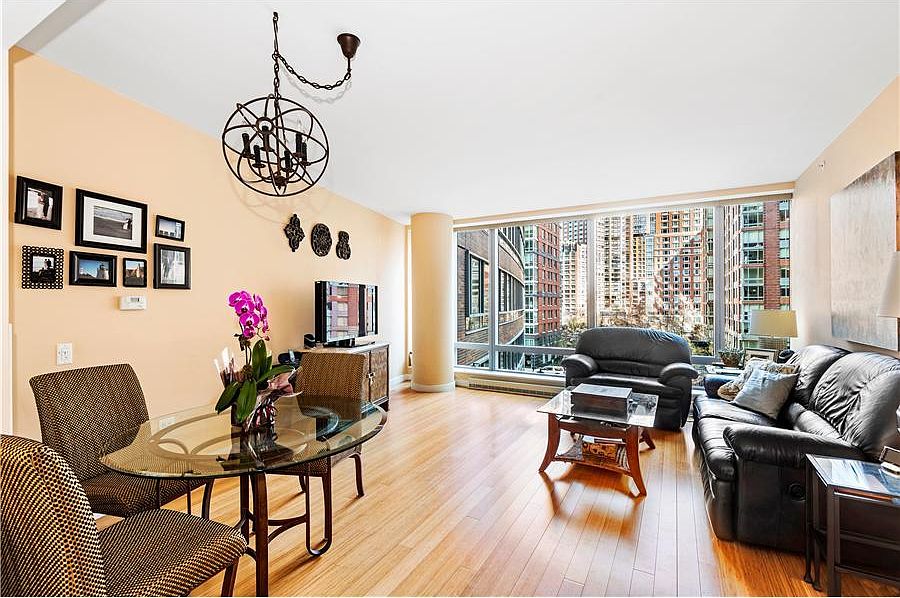 1st image of 2 River Ter APT 4K